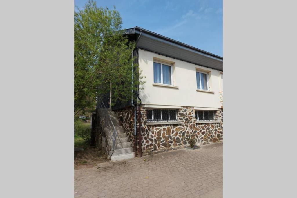 Gîte en bord de Meuse Monthermé Buitenkant foto