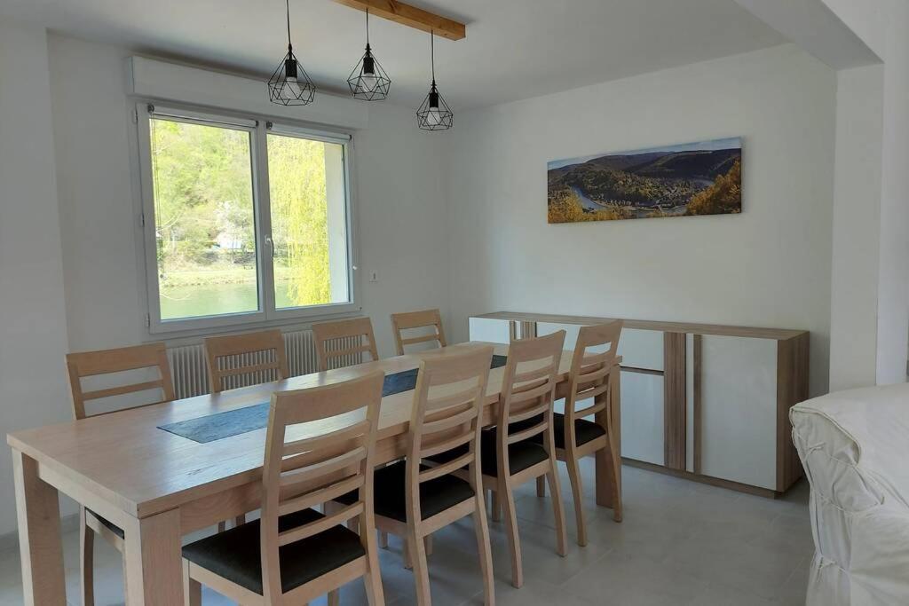 Gîte en bord de Meuse Monthermé Buitenkant foto